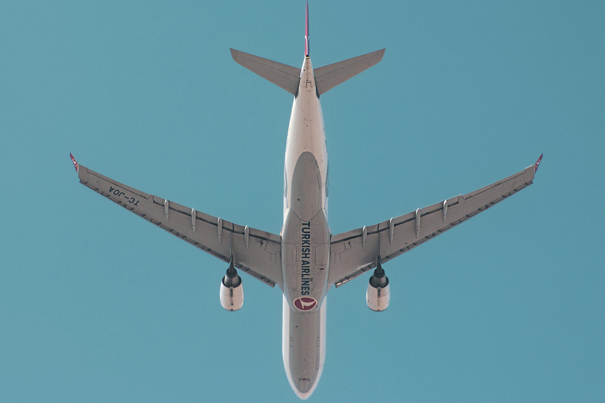 Turkish airlines cargo plane flying